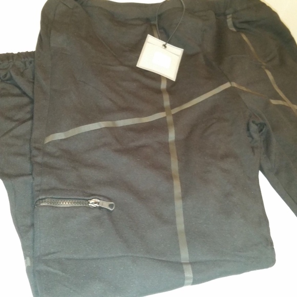 NWT Roc Nation PAPER PLANES Holiday TRAVEL Sweats Casual NBA NFL NCAA MBB - Picture 4 of 8